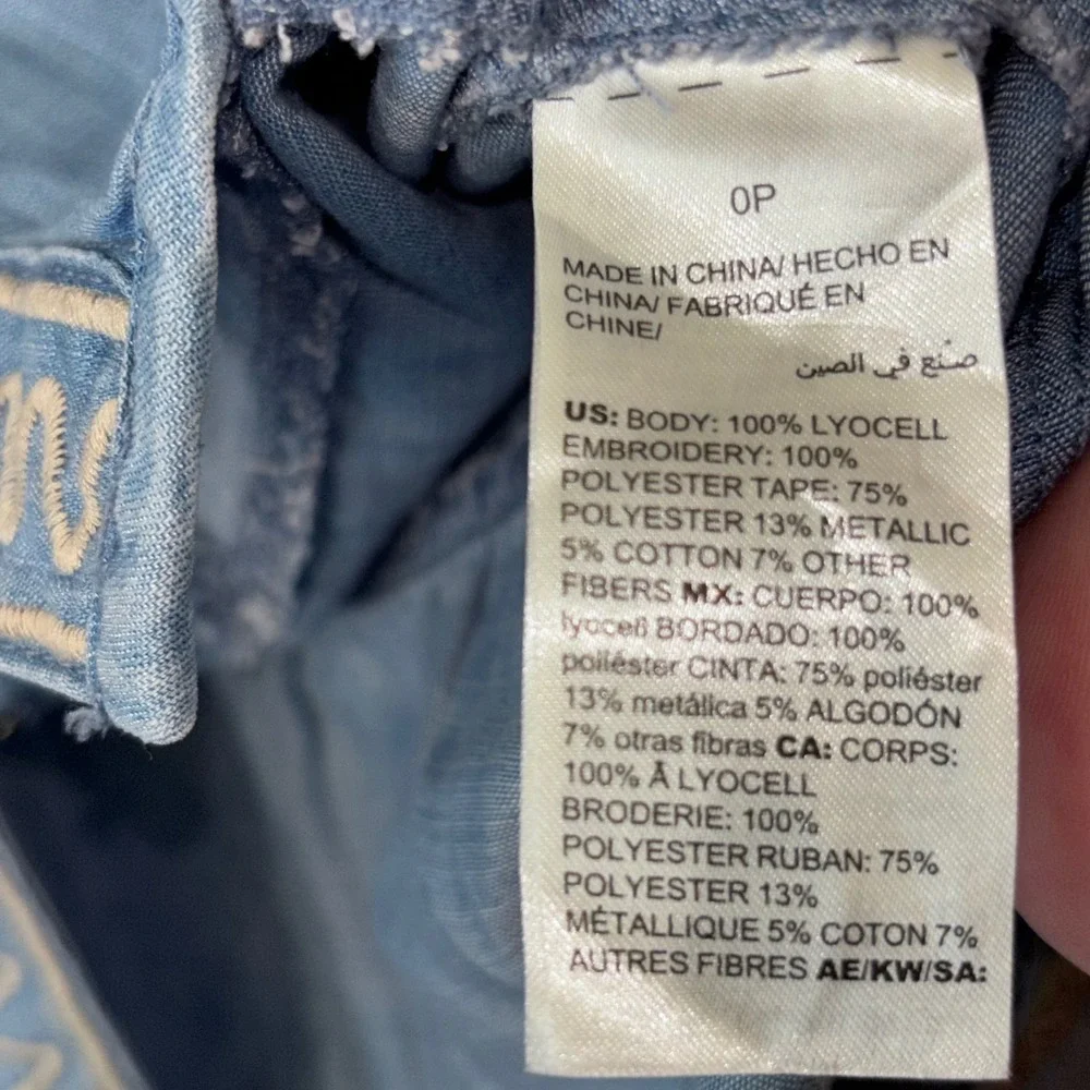Chico's Small Blue Boho Embroidered‎ Denim Jacket CHICO's Chambray Lightweight